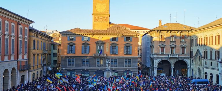Reggio Emilia dice no alla guerra